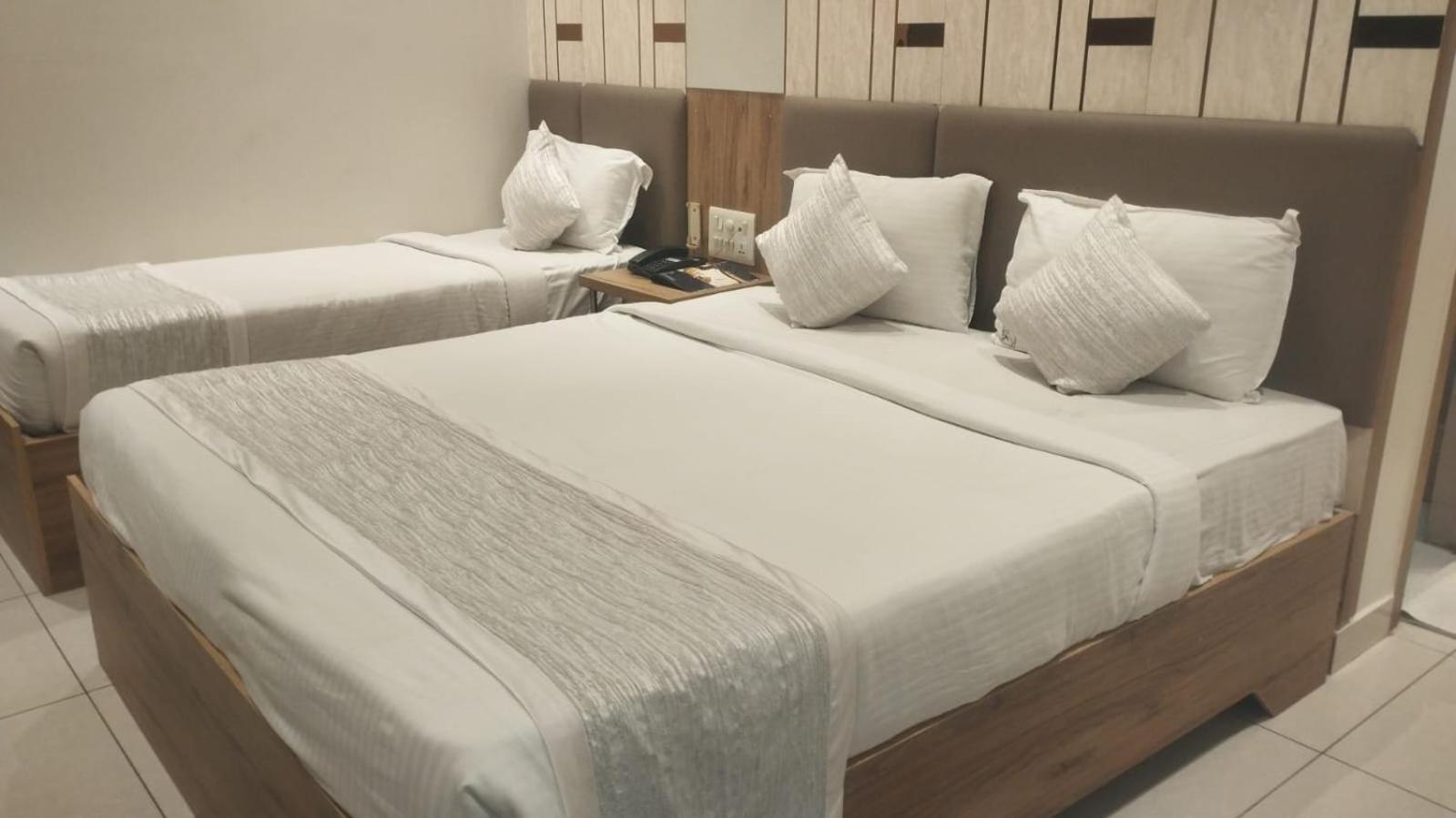 Hotel Annapoorna Residency Secunderabad Bagian luar foto
