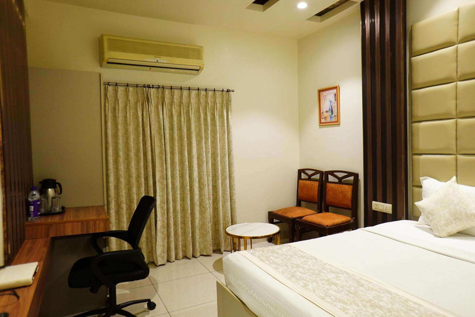 Hotel Annapoorna Residency Secunderabad Bagian luar foto